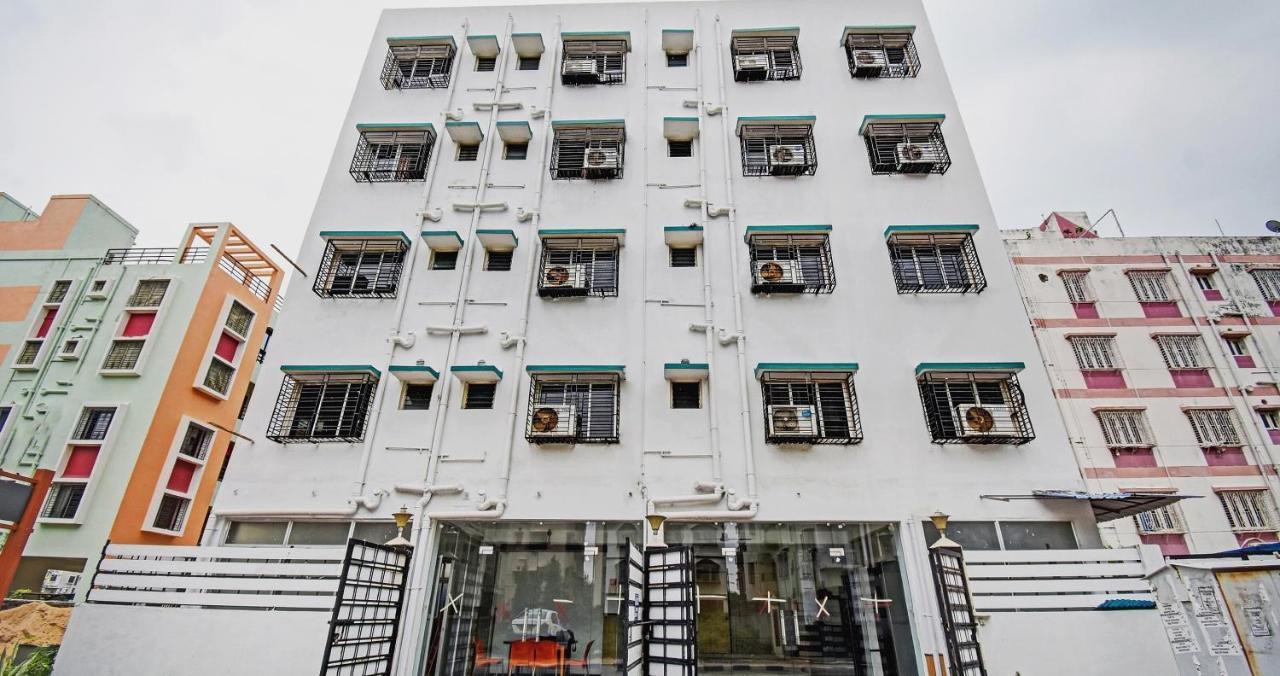 Flagship Hotel Eden Calcutta Exterior foto