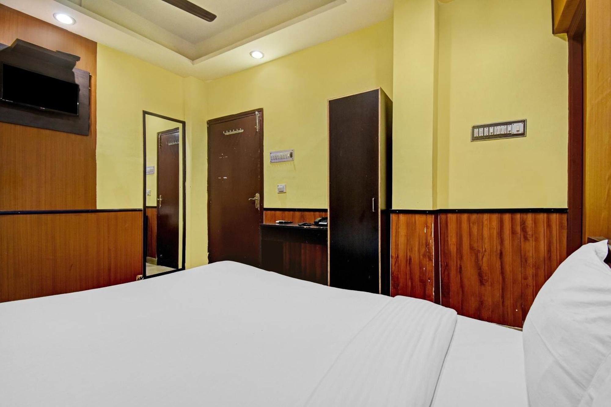 Flagship Hotel Eden Calcutta Exterior foto